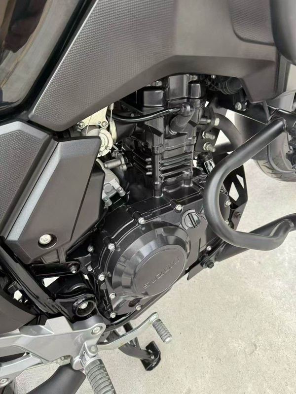 二手豪爵铃木DL250