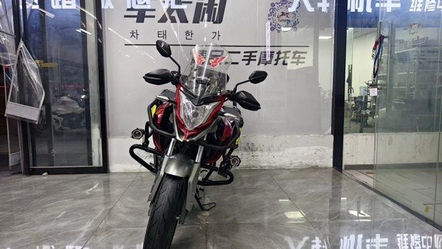 二手五羊本田猛鸷 CB190X