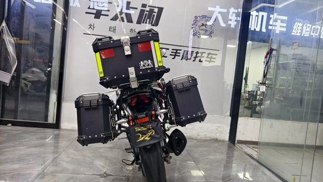二手五羊本田猛鸷 CB190X