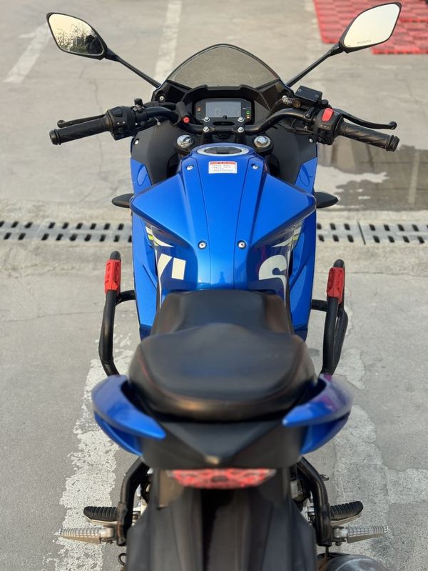 二手济南铃木极客飒 Gixxer 155