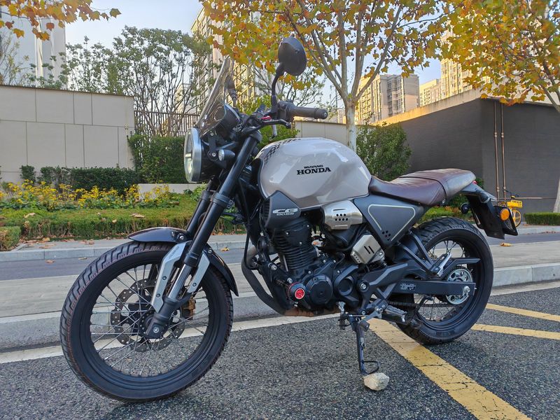 二手五羊本田鸷道 CB190SS