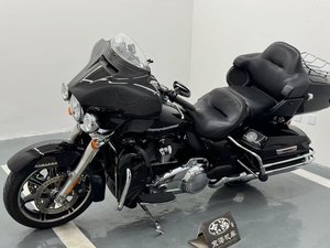 二手哈雷戴维森旗舰滑翔  Limited