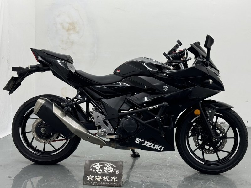 二手豪爵铃木GSX250R