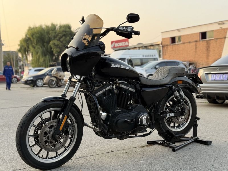 二手哈雷戴维森883L SuperLow