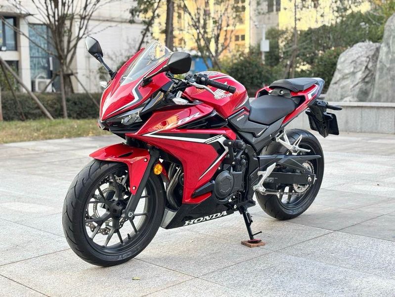 二手本田CBR400R