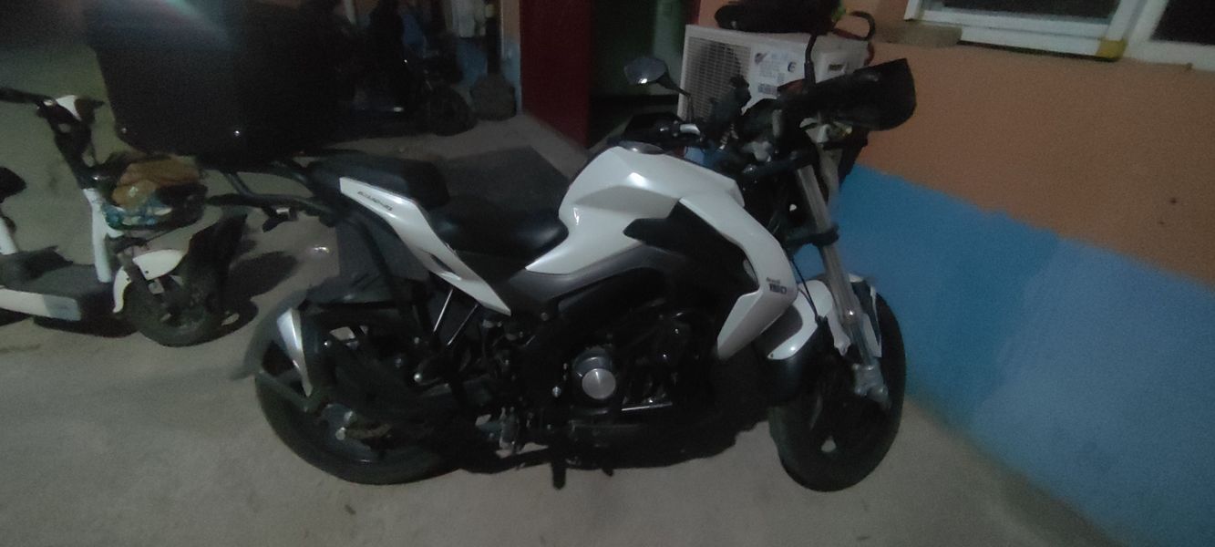 二手贝纳利小迅龙 BN150S