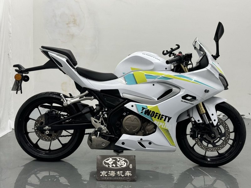 二手QJMOTOR赛250