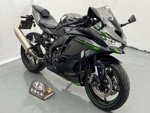 二手川崎ZX-4R