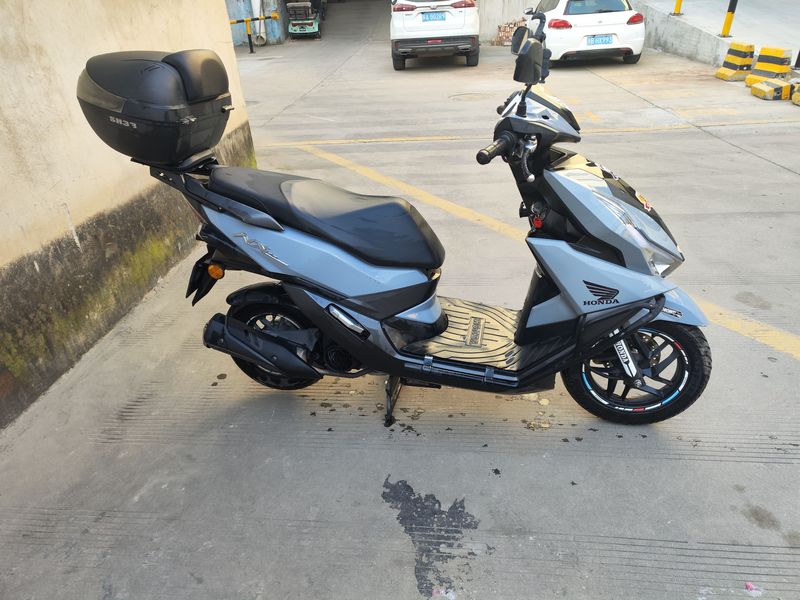 二手五羊本田NX125