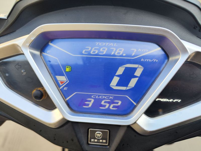 二手五羊本田NX125