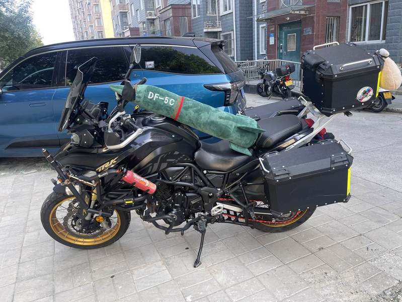 二手贝纳利TRK702