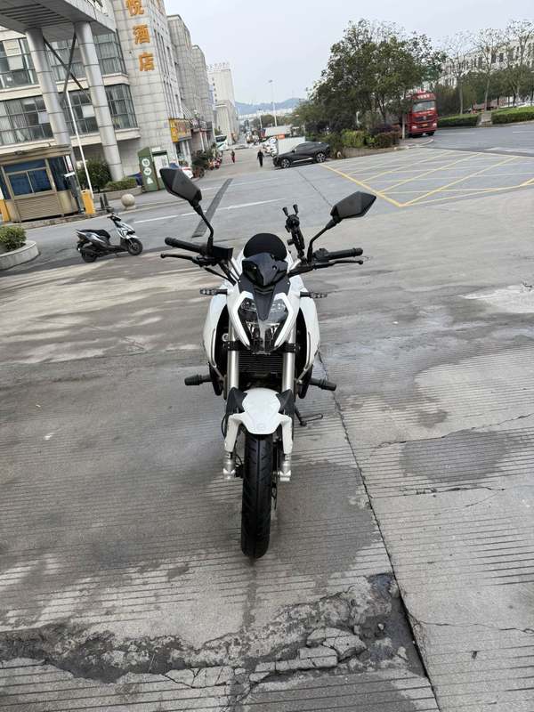 二手贝纳利小迅龙 BN150S