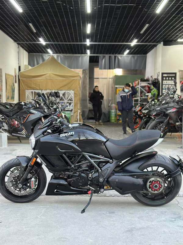 二手杜卡迪Diavel 