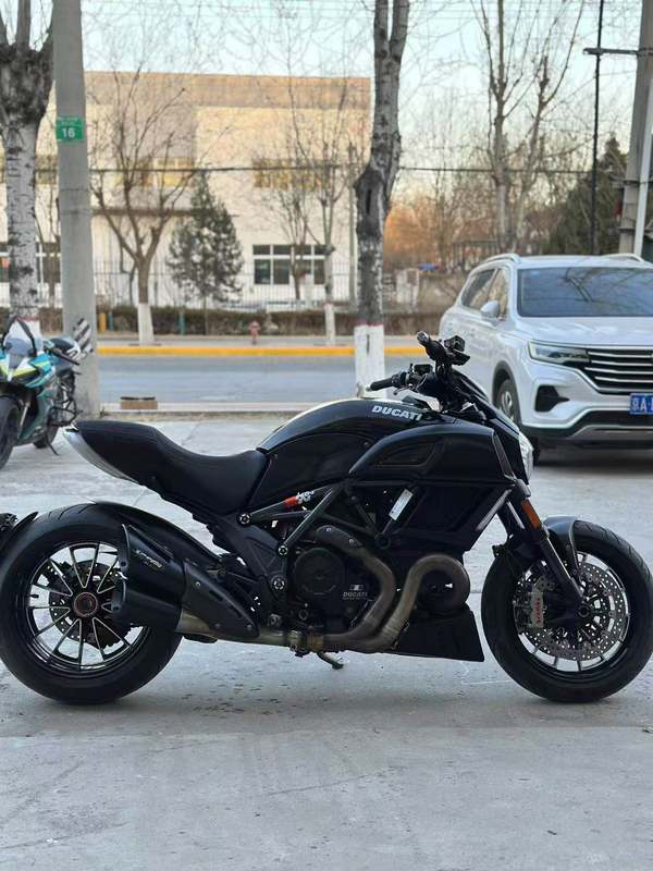 二手杜卡迪Diavel 