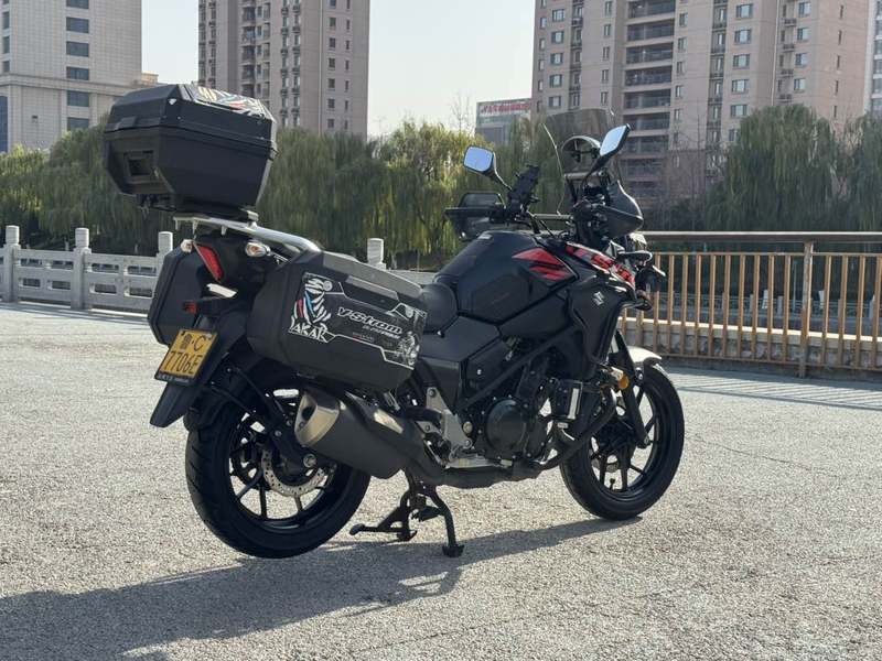 二手豪爵铃木DL250