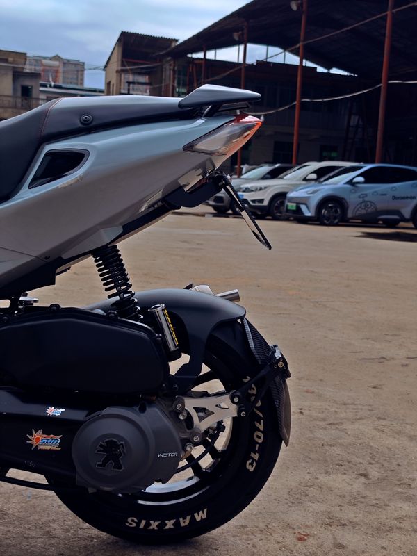 二手标致SPEEDFIGHT 4+