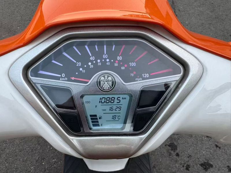 二手维多利亚Sixties 150i