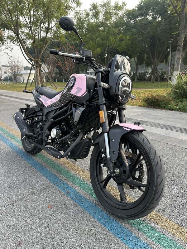 二手贝纳利幼狮 Leoncino 150