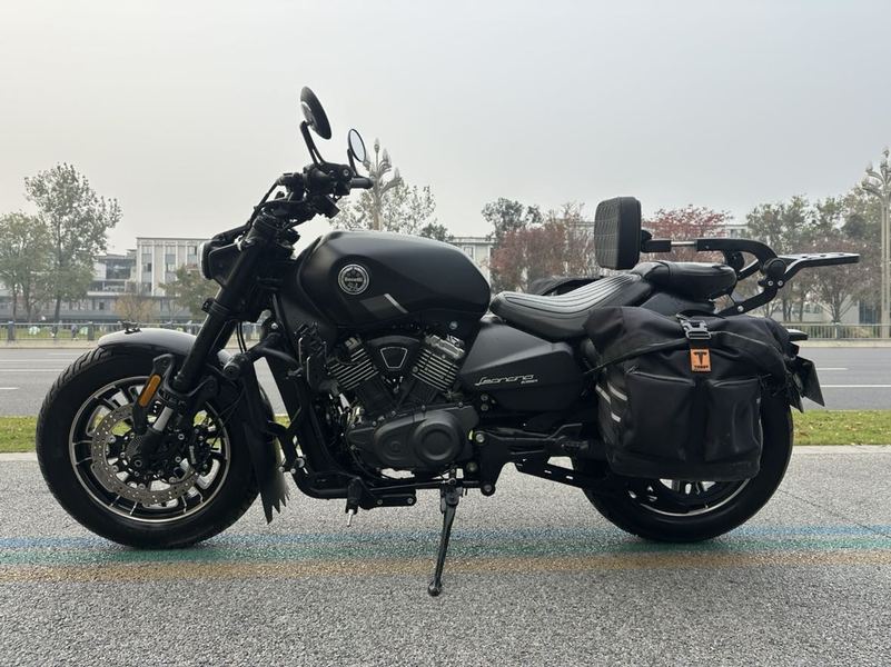 二手贝纳利哈伦402