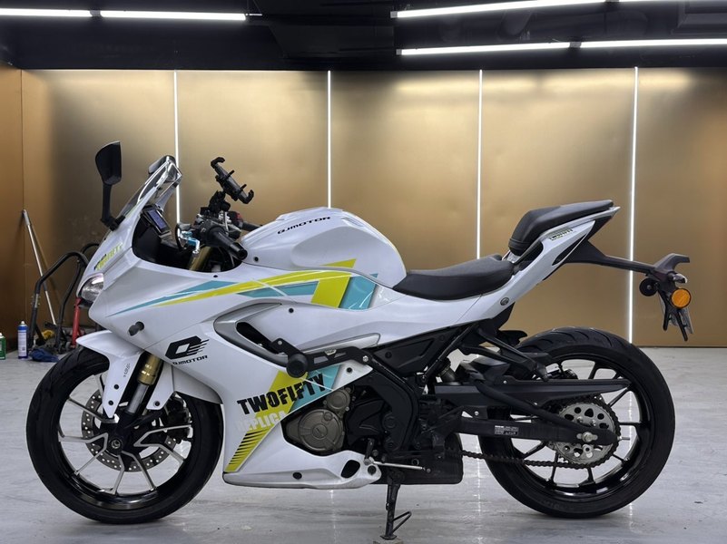 二手QJMOTOR赛250