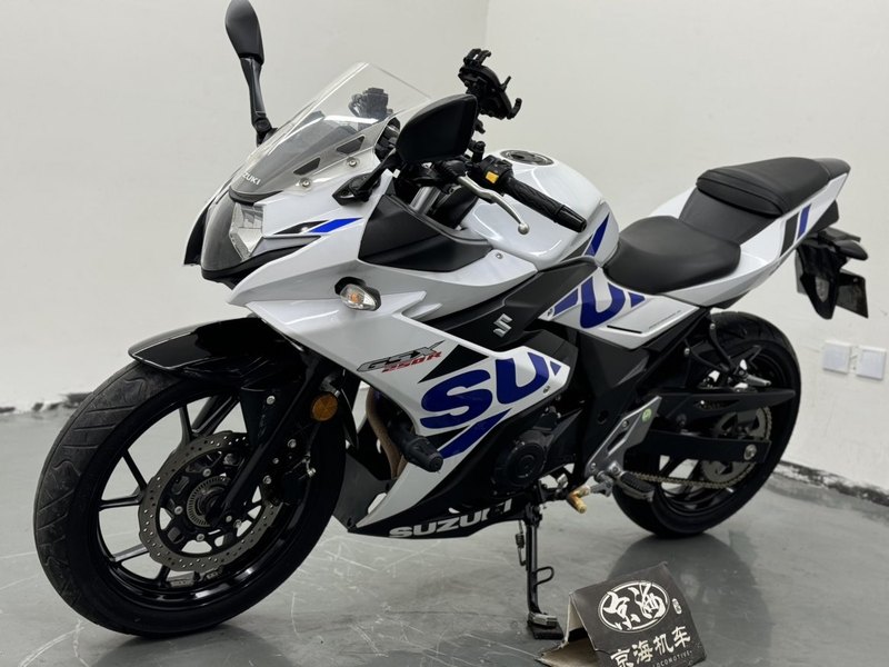 二手豪爵铃木GSX250R