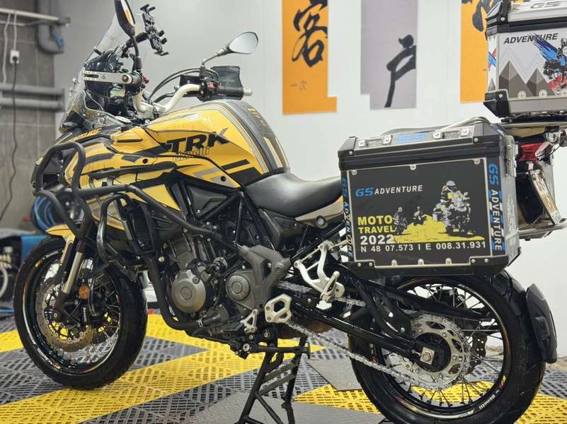 二手贝纳利金鹏 TRK502