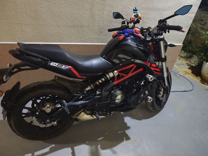 二手贝纳利蓝宝龙 BN302S