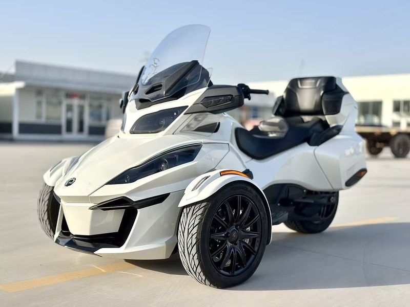 二手庞巴迪Spyder F3 