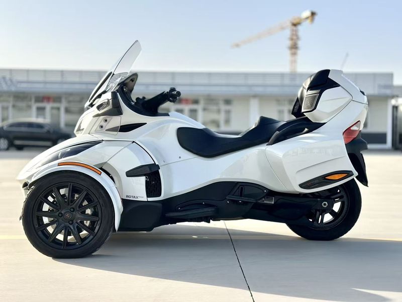 二手庞巴迪Spyder F3 