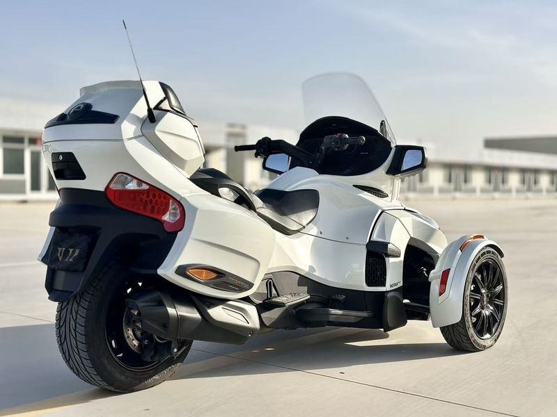 二手庞巴迪Spyder F3 