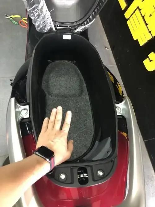 二手五羊本田SCR110 佳御