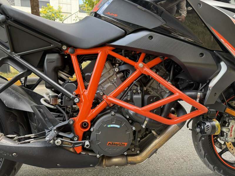 二手KTMR2R1290 Super Duke GT