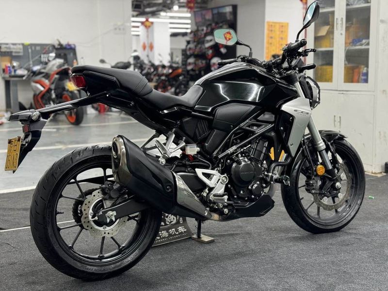二手本田CB300R