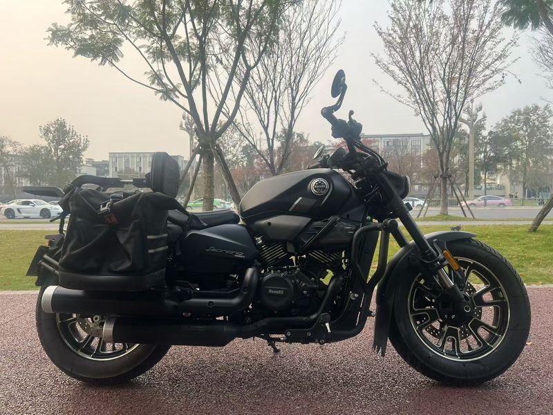 二手贝纳利哈伦402