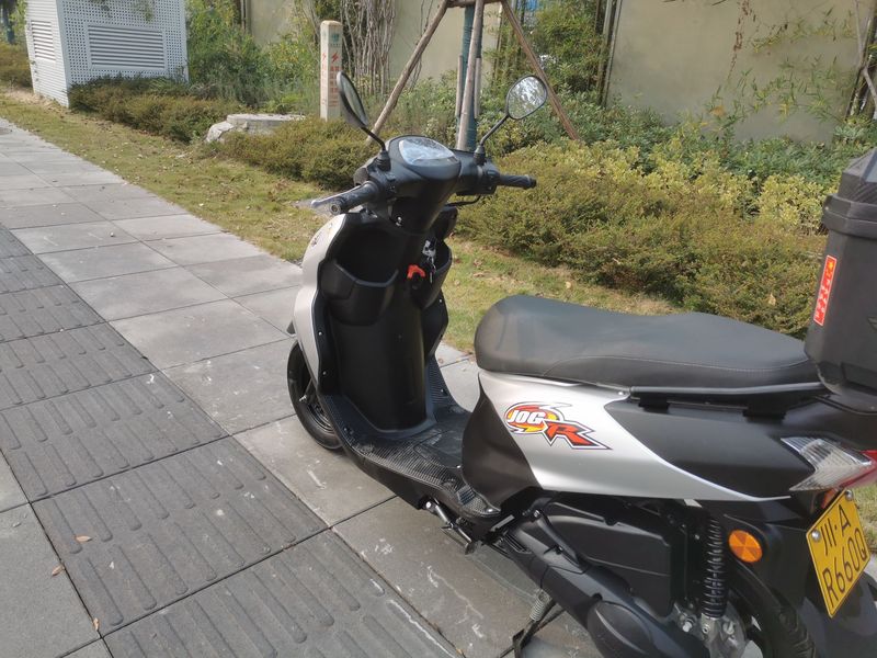 二手建设雅马哈旭鹰125