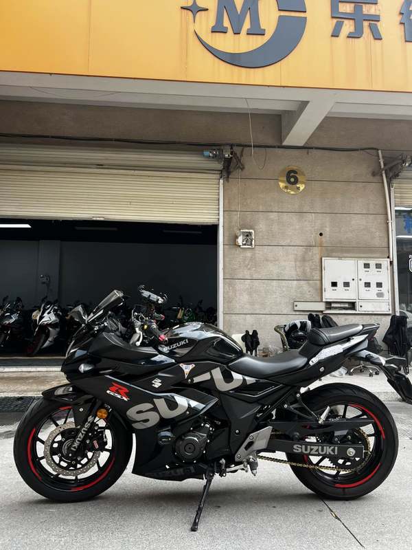 二手豪爵铃木GSX250R