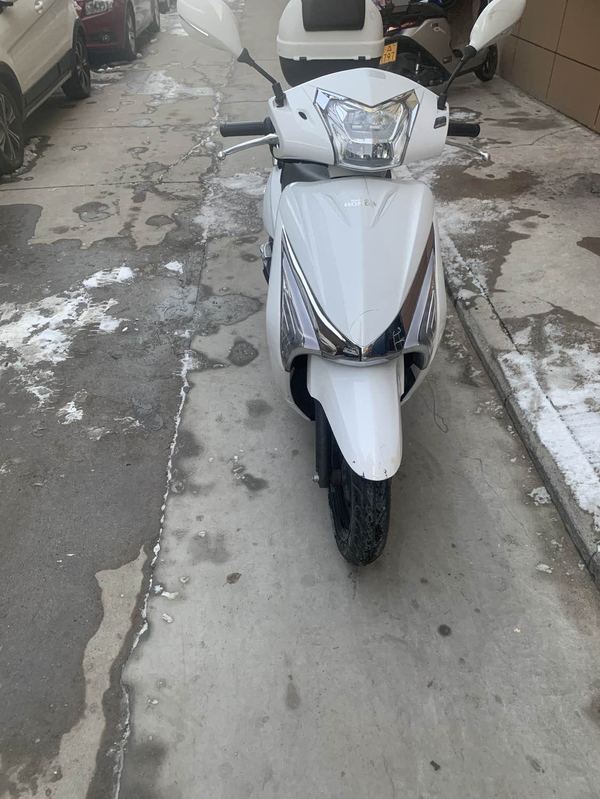 二手五羊本田SCR110 佳御