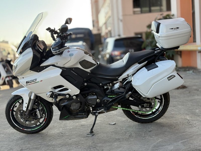 二手贝纳利600GC