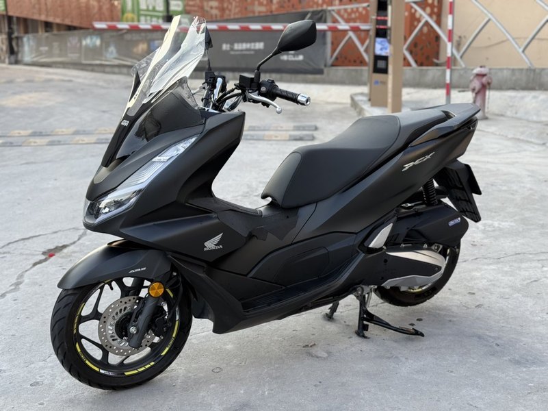 二手五羊本田PCX