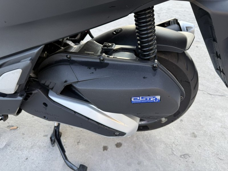 二手五羊本田PCX