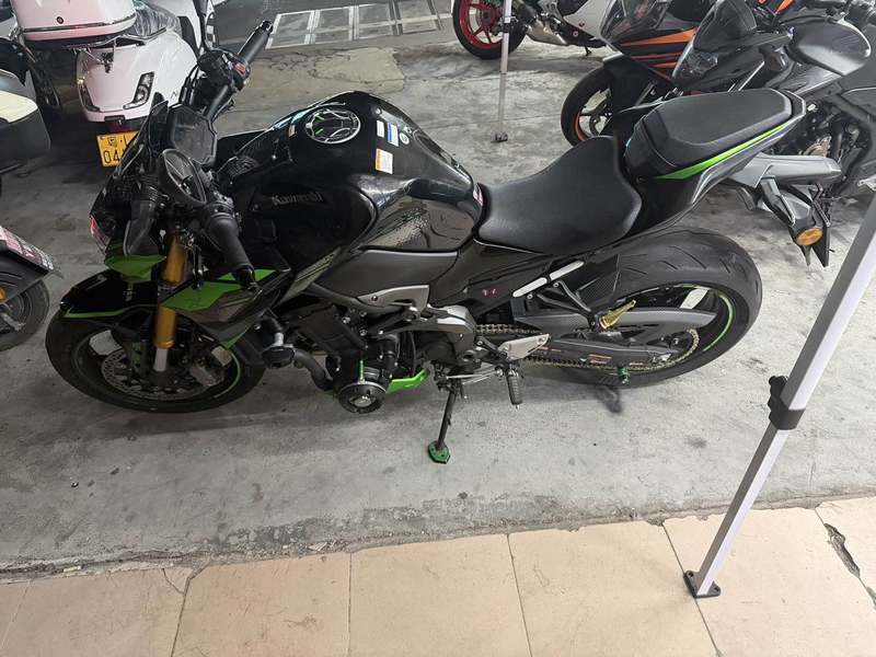 二手川崎Z900