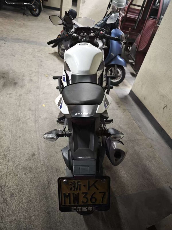 二手豪爵铃木GSX250R