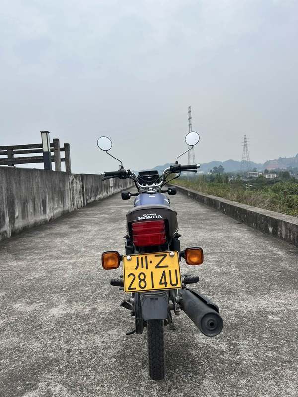 二手五羊本田CG125