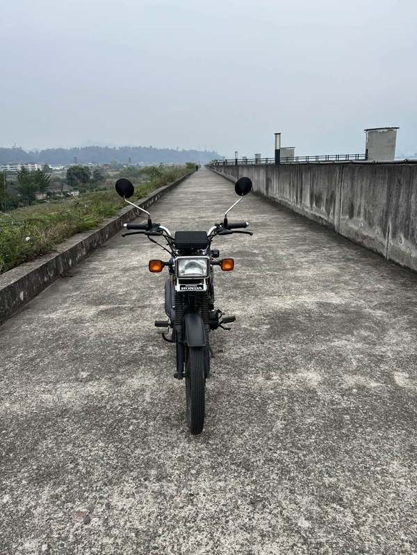 二手五羊本田CG125