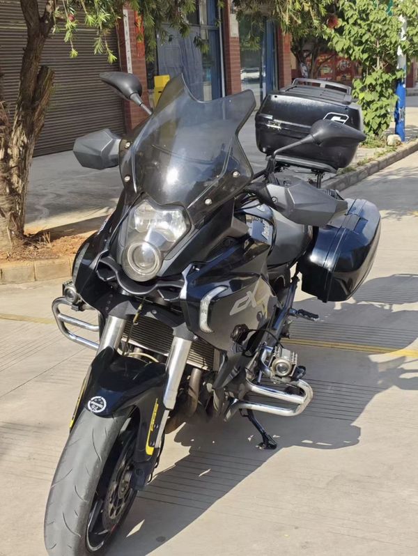 二手贝纳利600GC