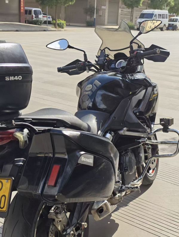 二手贝纳利600GC