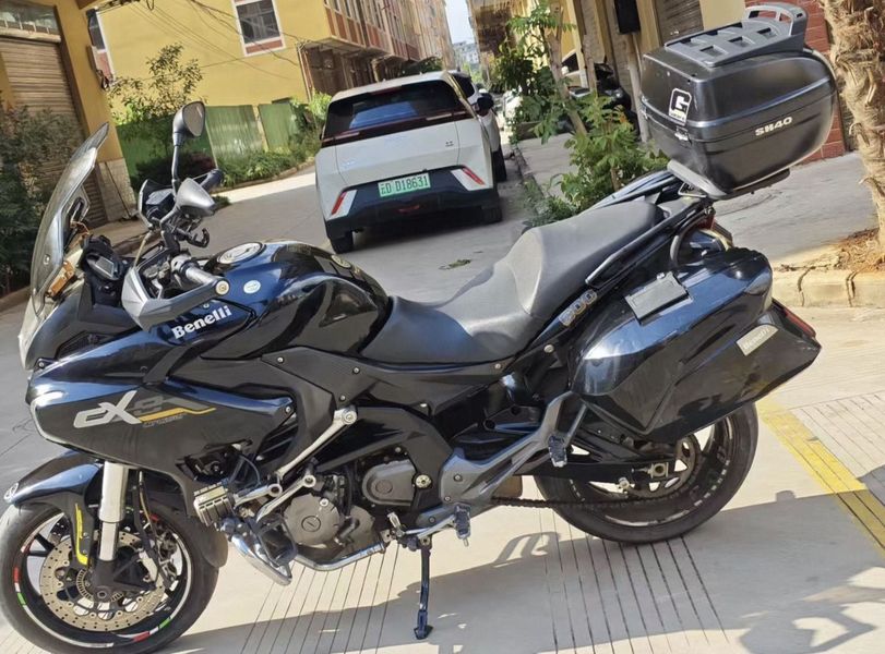 二手贝纳利600GC