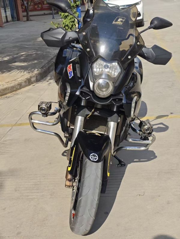 二手贝纳利600GC