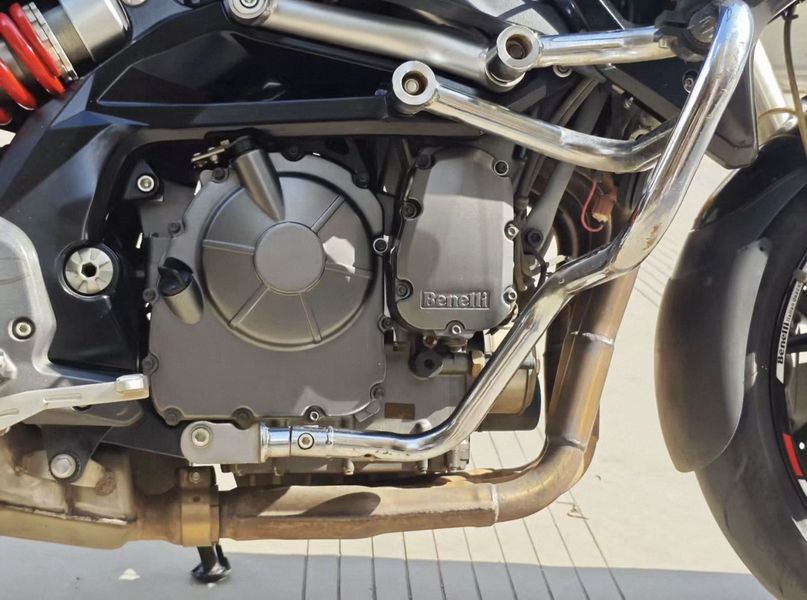 二手贝纳利600GC