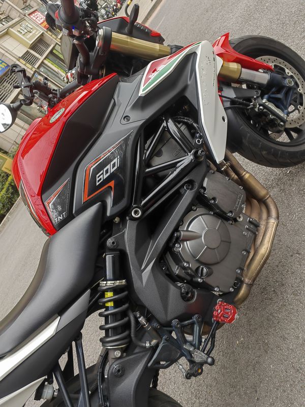 二手贝纳利TNT600i